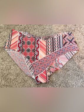 Brand New Victoria Secret  Patterned Stretch seamless panties